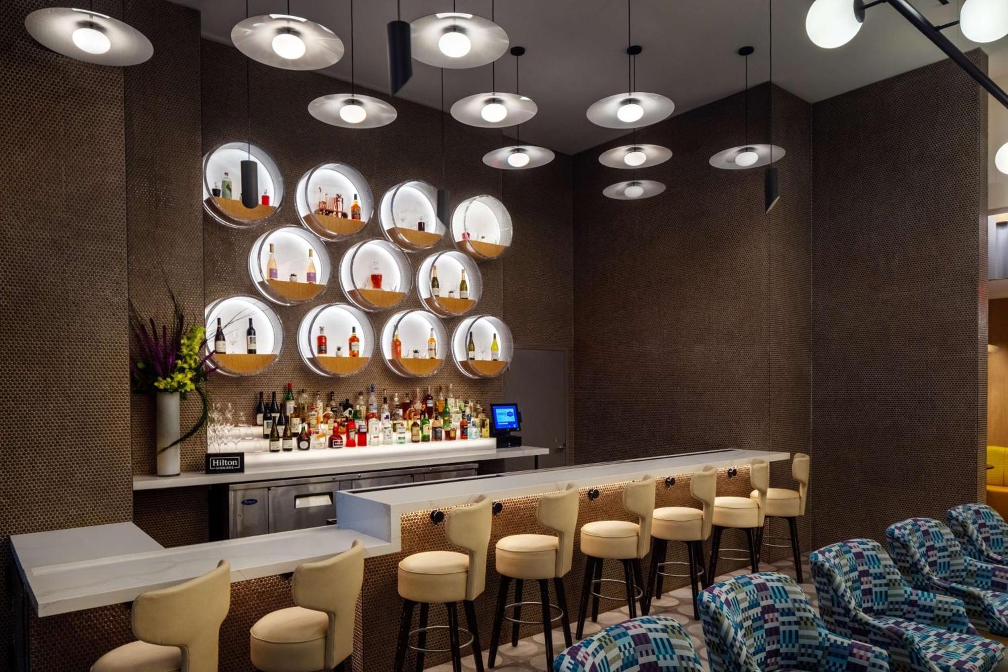 Hampton Inn By Hilton New York Times Square ภายนอก รูปภาพ